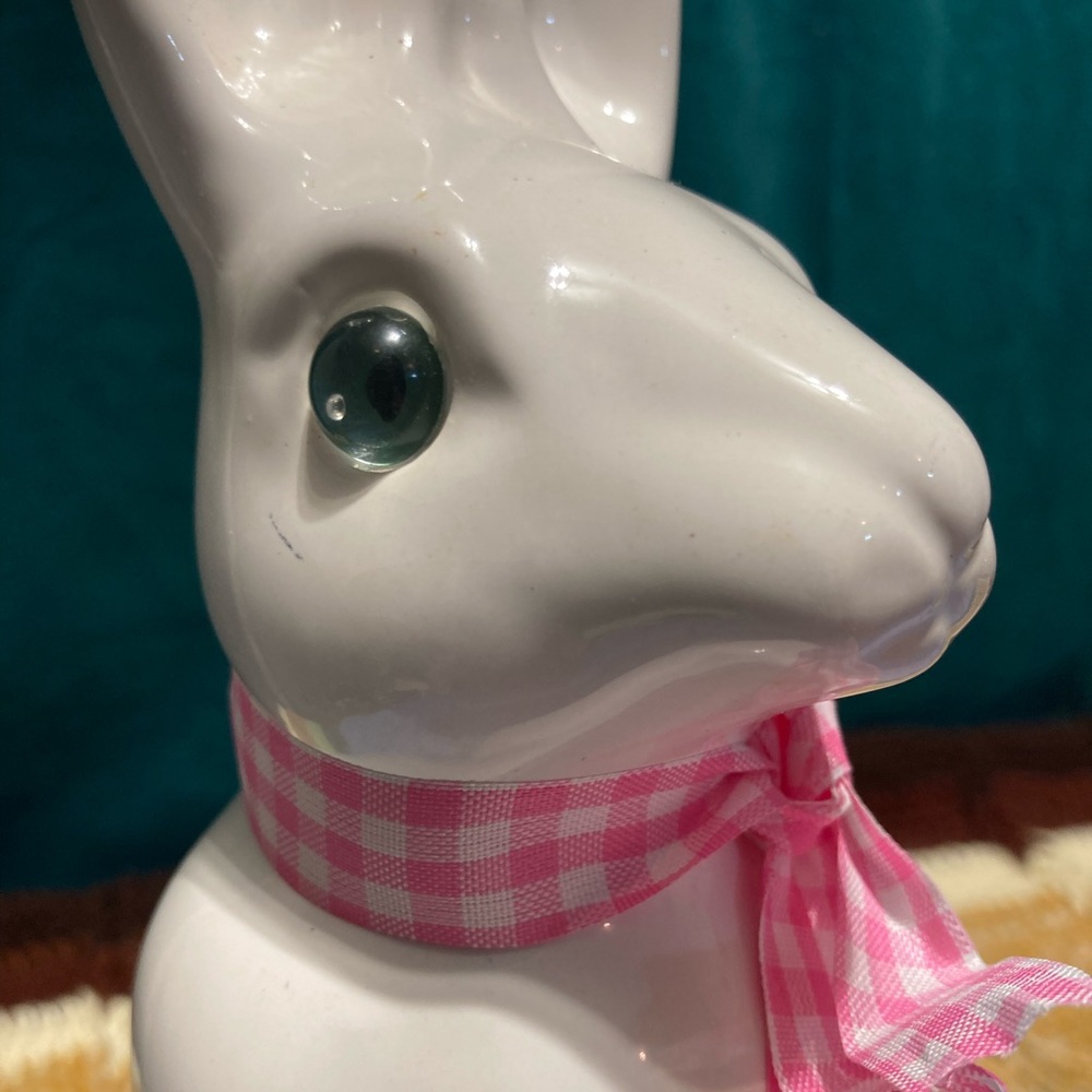 White Alert Easter Bunny Rabbit Portugal Ceramic Spring Decor - Picture 9 of 16